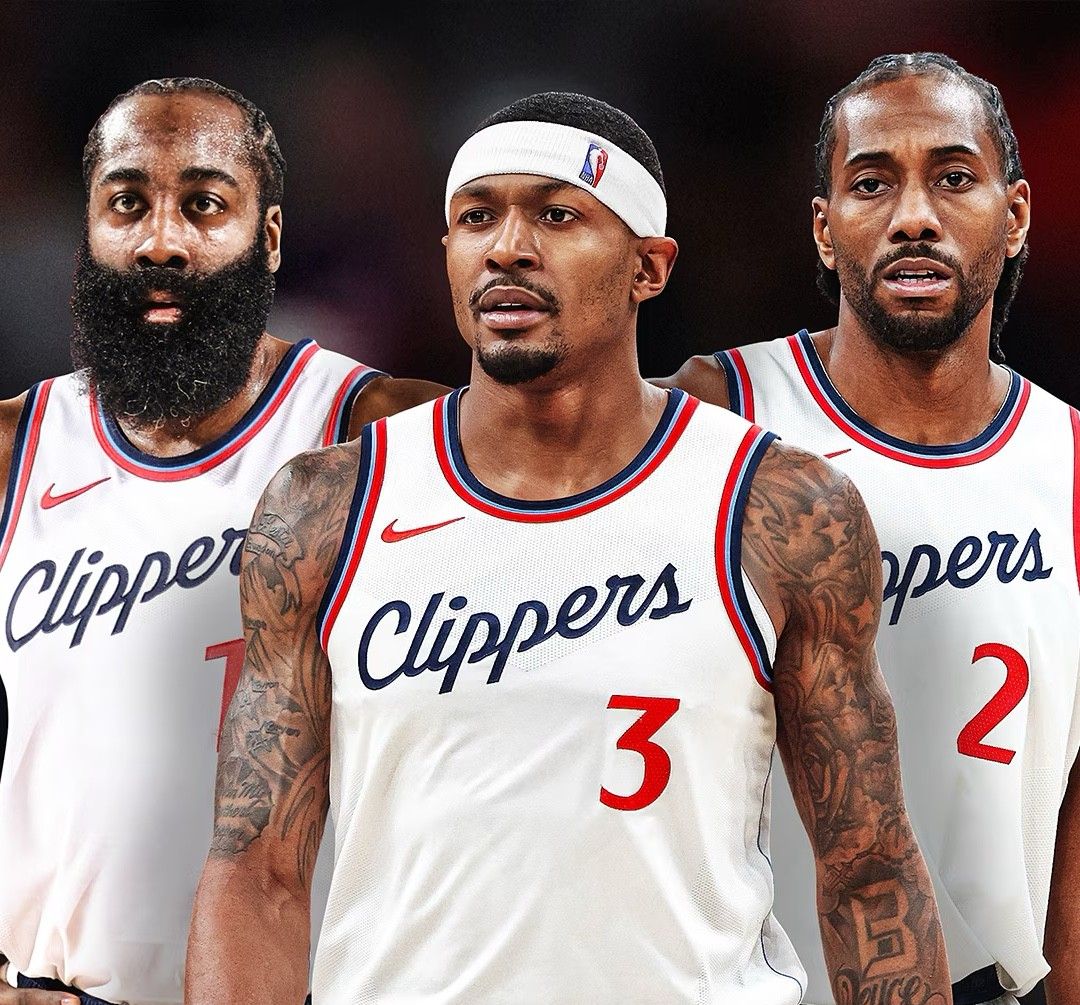 转会期洛杉矶湖人调整名单以备亚冠，豪取连胜环节打磨，管理层满意，训练强度明显提升的简单介绍