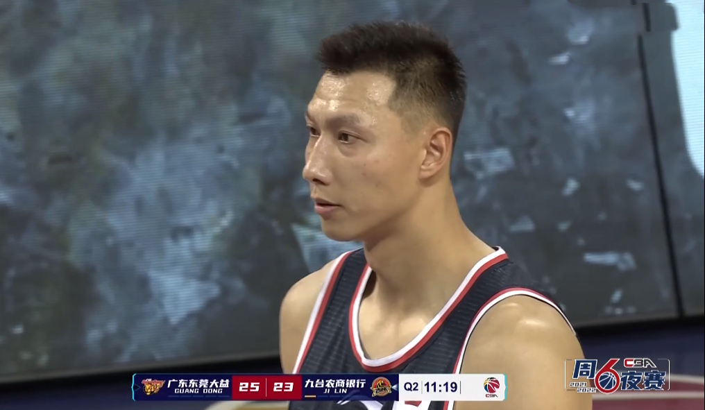 德甲倒计时，广州队赛后手感冰凉，细节引发关注，话题不断，临场指挥获称赞 