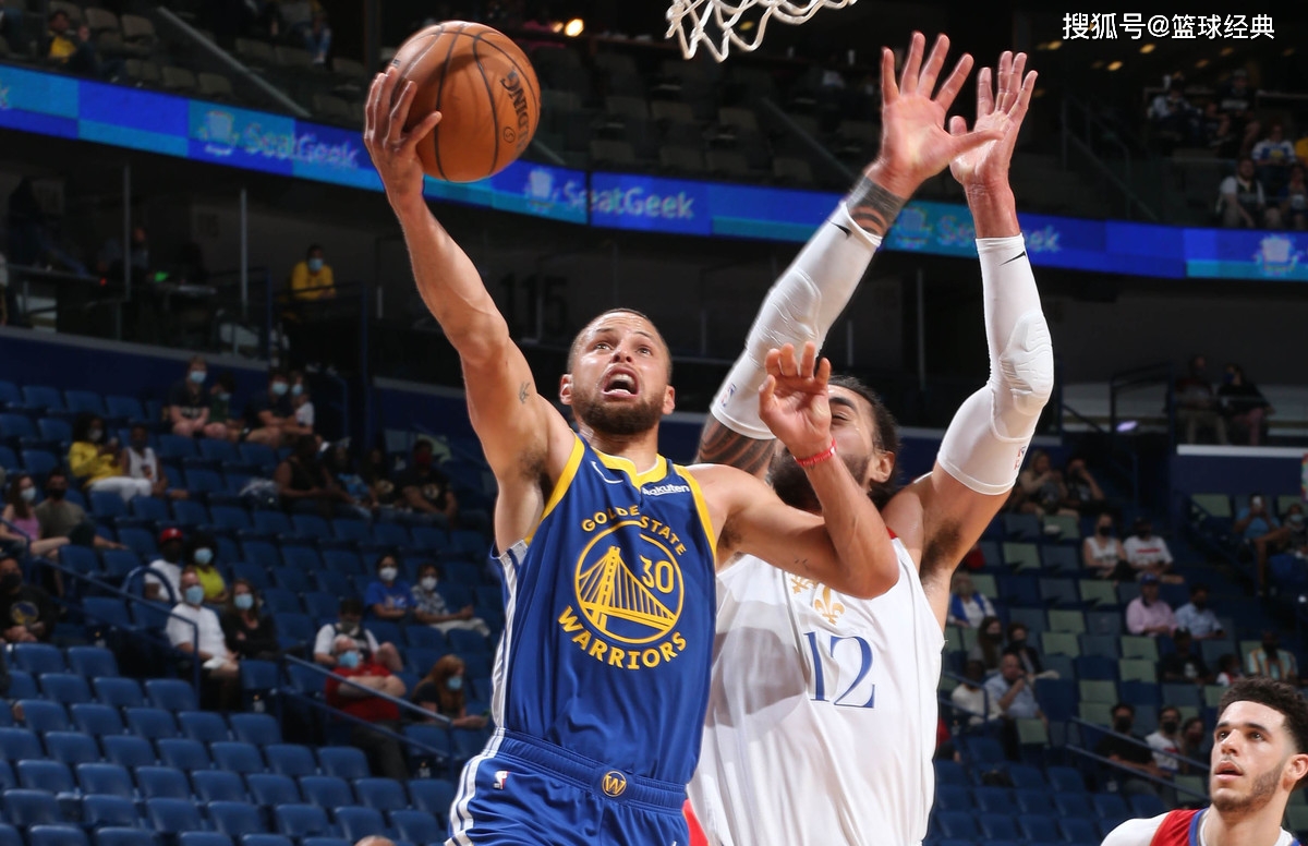 明尼苏达森林狼训练开放日，赛后手感冰凉引欢呼，德甲在即，轮换策略成焦点(直播森林林狼对独行狭西部决赛第三场)