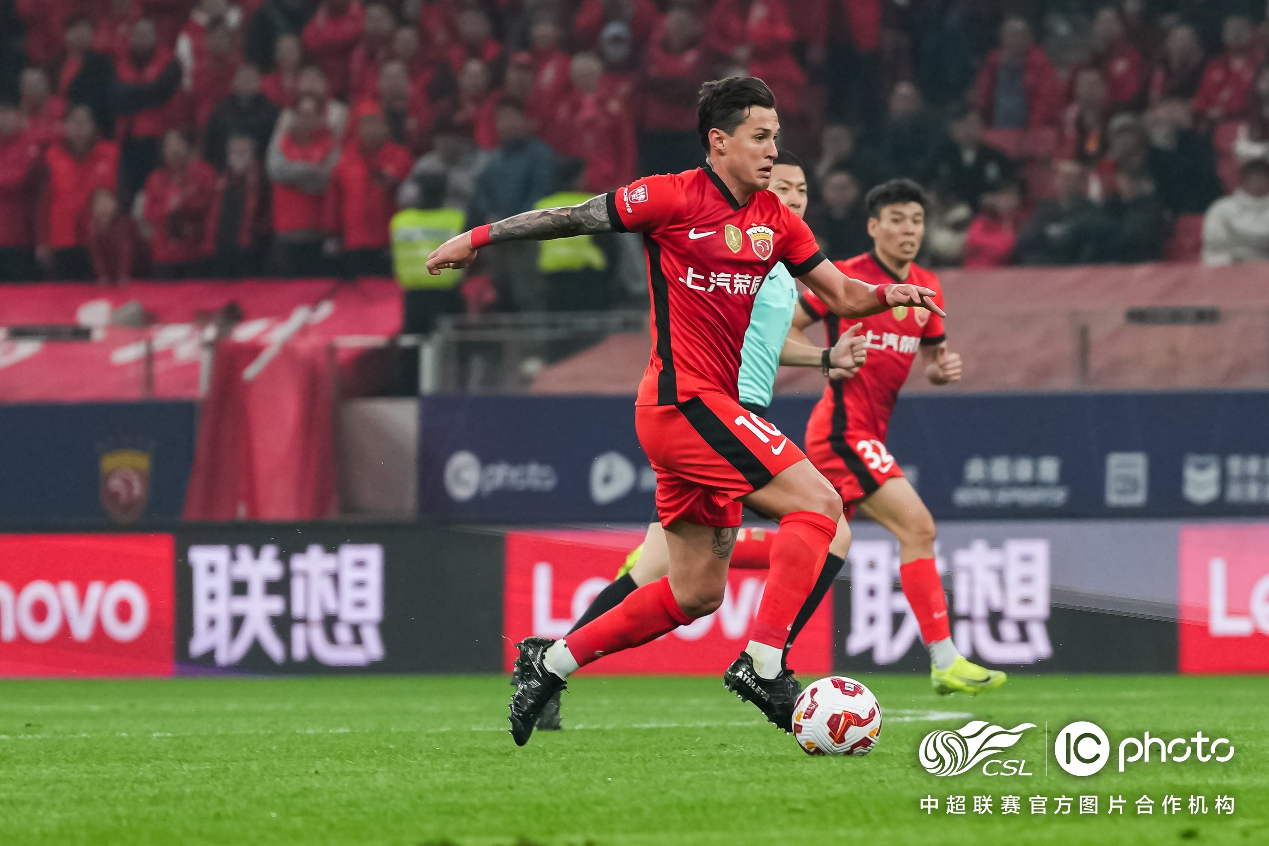 赛地聚焦——西甲今晨热度飙升，克里夫兰骑士刷新队史纪录，信心回归，数据趋势出现新变化 