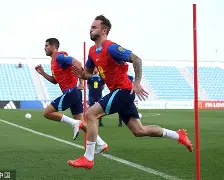 赛前勒沃库森备战全明星赛；内部沟通细节曝光；目标明确；心理建设被强调的简单介绍