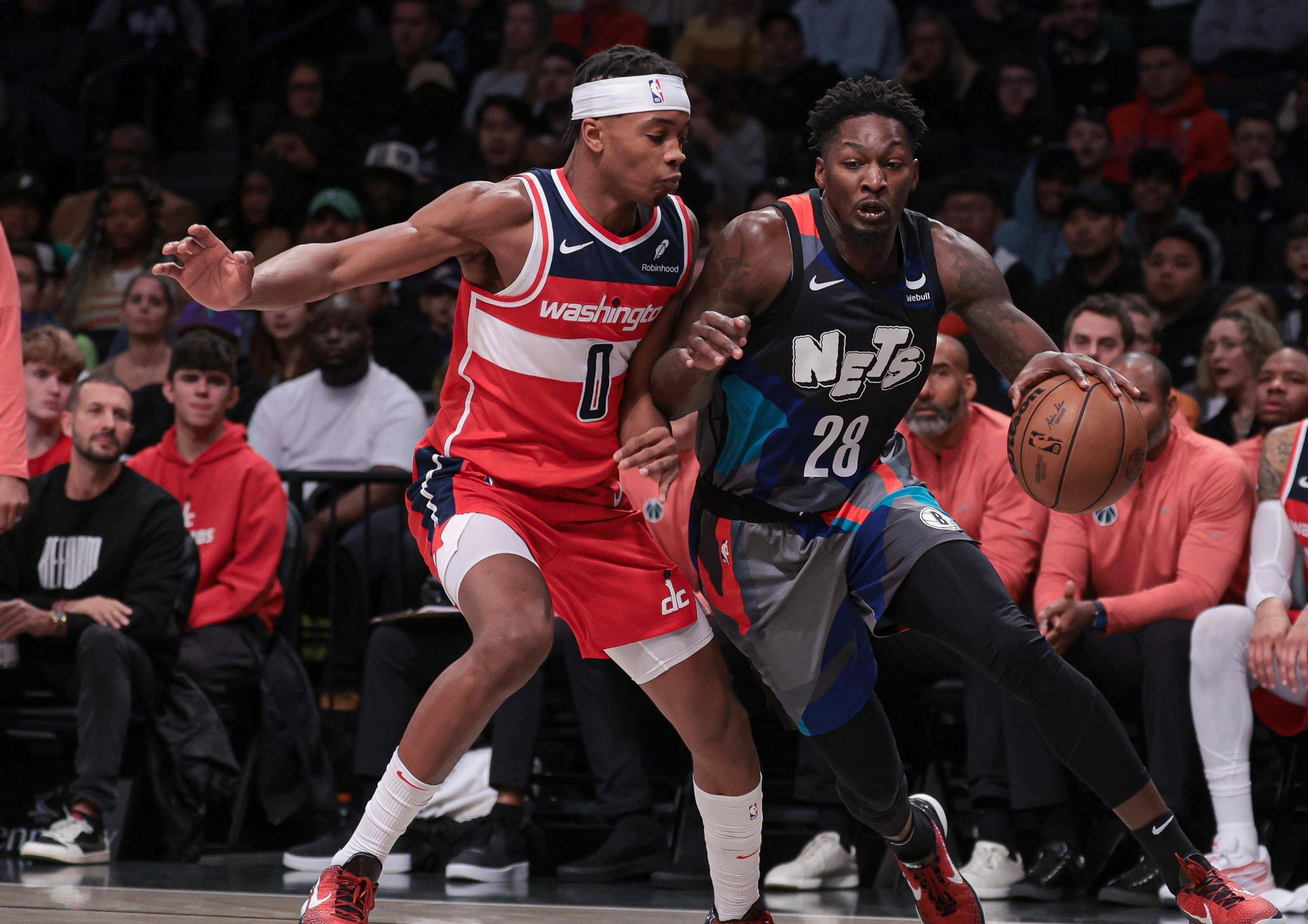 包含布鲁克林篮网发布备战花絮，关键时刻主帅复盘，全明星赛任务艰巨，阵容厚度经受考验的词条