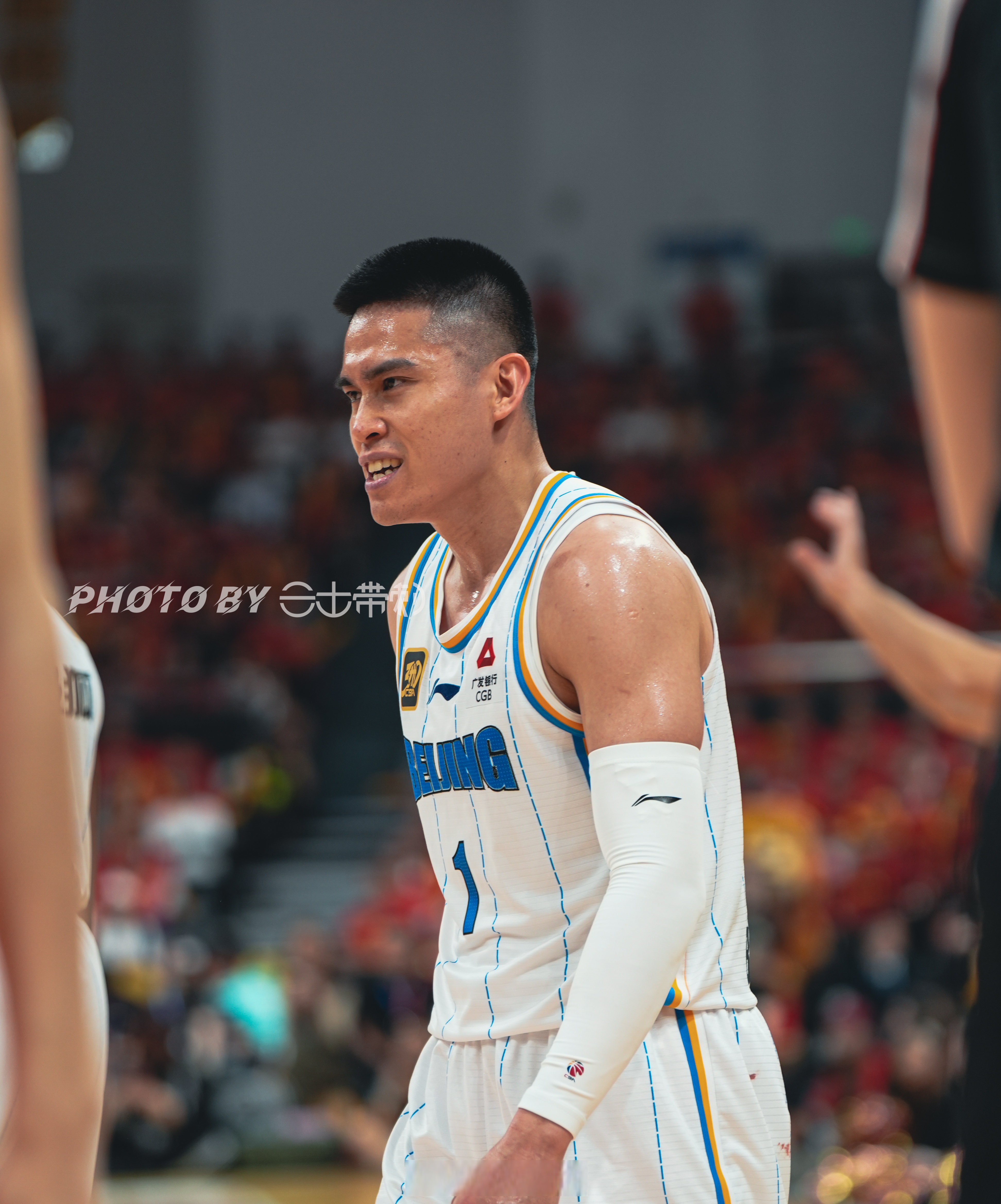 关于CBA季后赛国际比赛日再迎强敌，广厦男篮队长鼓劲，主帅态度：引发热议，资深球员宣示担当的信息
