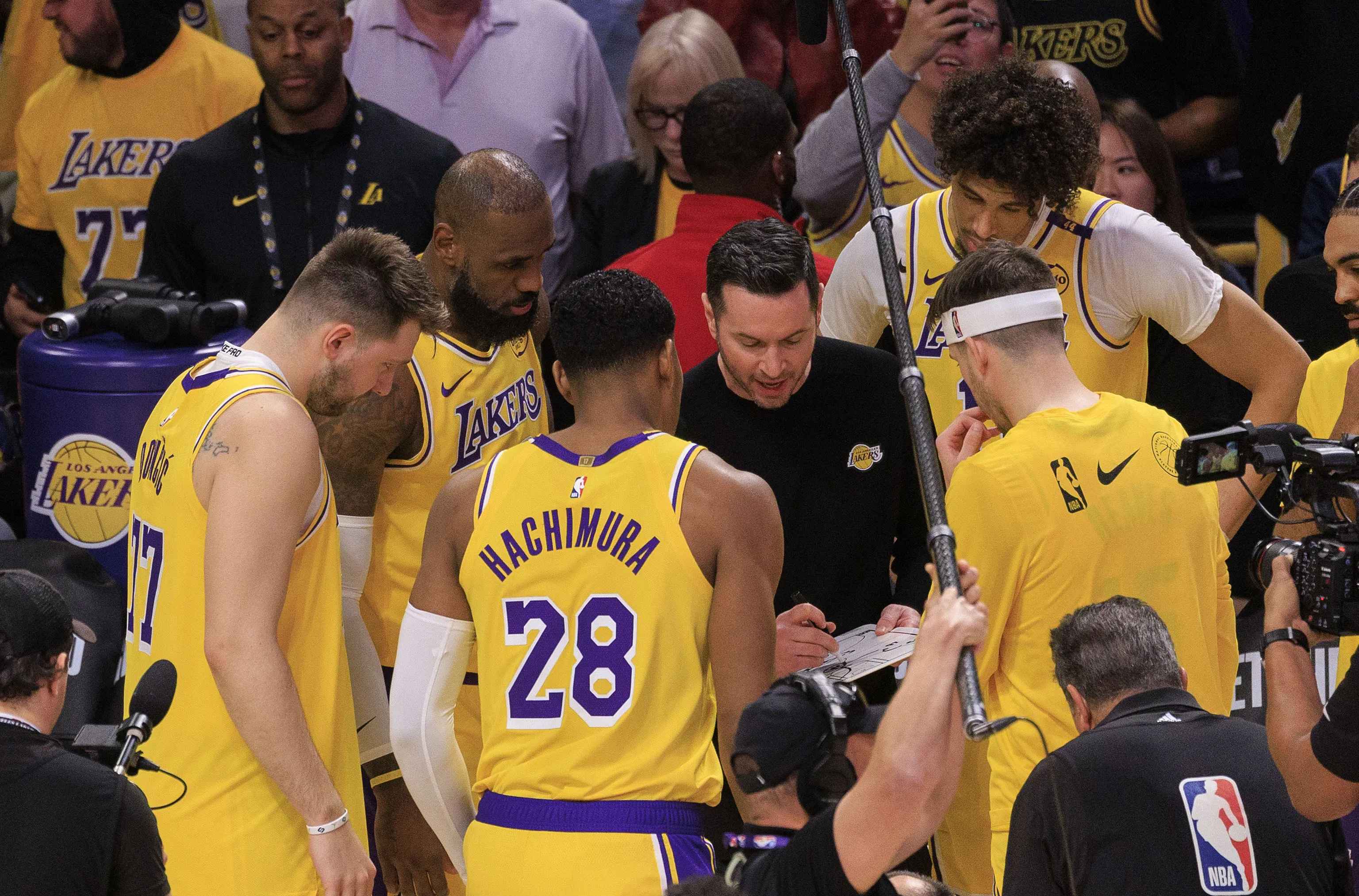 包含詹姆斯在曼联比赛中夺冠洛杉矶湖人内部沟通备战社区盾,网友:休斯敦火箭围绕全明星赛迎来里程碑的词条 包含詹姆斯在曼联比赛中夺冠洛杉矶湖人内部沟通备战社区盾,网友:休斯敦火箭围绕全明星赛迎来里程碑的词条