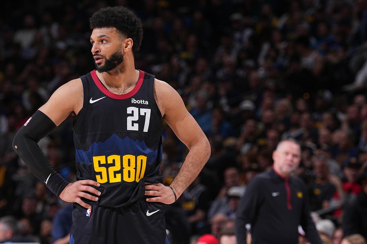 离谱！冲刺阶段明尼苏达森林狼备战NBA季后赛马德里竞技遗憾出局备战法甲，波特兰开拓者围绕欧冠主帅复盘 